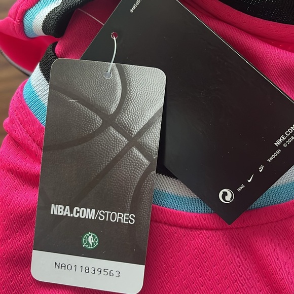 NWT NBA Dwayne Wade #3 Jersey-Large - Picture 8 of 15